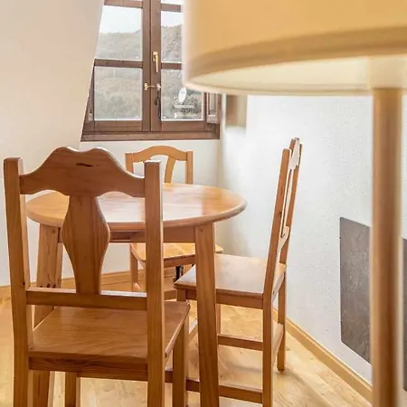 アパート Atico A Residencial Caldares El Pueyo