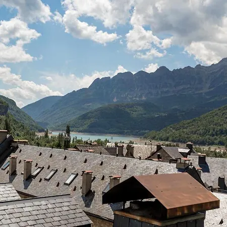 Atico A Residencial Caldares El Pueyo Lägenhet El Pueyo de Jaca